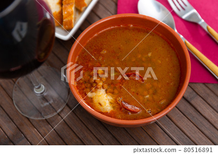Stewed lentils with sausages, spanish Riojan lentils 80516891
