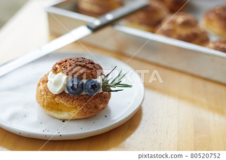 choux pastry . choux pastry . 80520752
