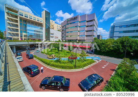 川崎市淺尾區新百合丘站南口迴轉及周邊街景（上淺尾1丁目）、出租車站 80520996