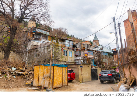 Residential buildings in Armenian quarter of Tbilisi overlooking bell towers 80523759