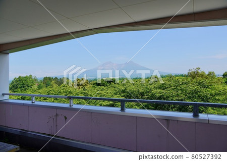 從路邊車站看到的北海道駒岳,YOU / Yu / Mori 從路邊車站看到的北海道駒岳,YOU / Yu / Mori 80527392