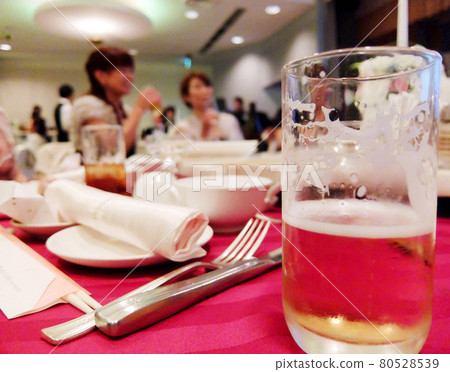 Beer on the table at the wedding reception Beer on the table at the wedding reception 80528539