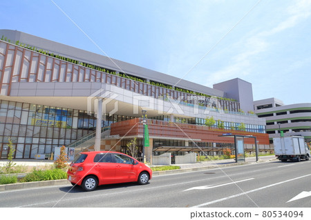 Scenery of a large shopping mall Scenery of a large shopping mall 80534094