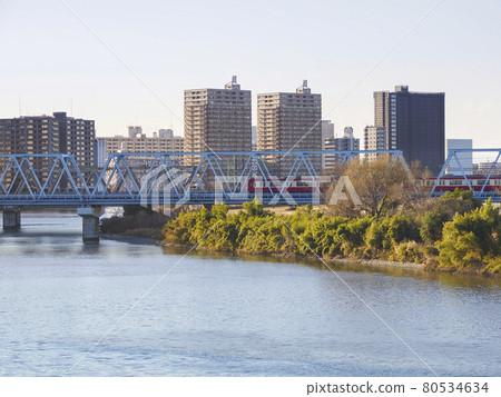 東京大田區玉川上的鐵橋 東京大田區玉川上的鐵橋 80534634