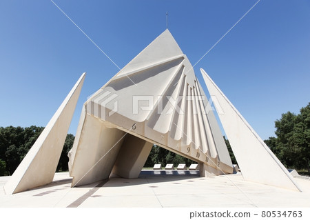 Big sundial installed on the edge of the A9 motorway on the rest area of Tavel Nord, in Tavel, France  80534763