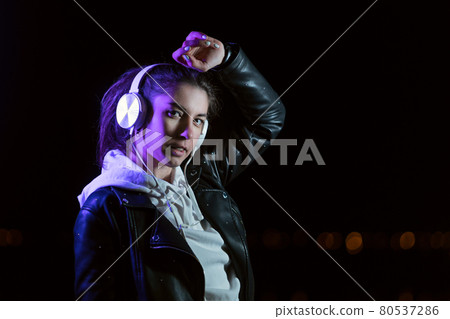 Millennial Girl Listen Music Neon Light Outdoor Millennial Girl Listen Music Neon Light Outdoor 80537286