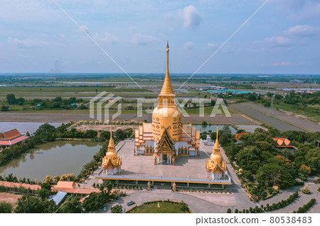 Wat Phrong Akat in Chachoengsao in Thailand Wat Phrong Akat in Chachoengsao in Thailand 80538483