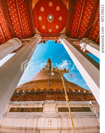 Wat Phra Pathom Chedi Ratchaworamahawihan or Wat Phra Pathommachedi Ratcha Wora Maha Wihan, in 80538622