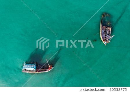 Than Mayom Bridge, Sunken and drowning boats in koh Chang, Trat, Thailand 80538775