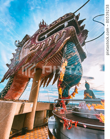 Dragon temple Wat Samphran in Nakhon Pathom, Thailand 80539238