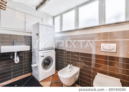 Interior design of beautiful and elegant bathroom Interior design of beautiful and elegant bathroom 80540086