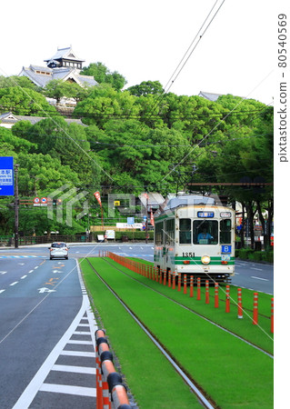 Kumamoto Castle and tram Kumamoto Castle and tram 80540569