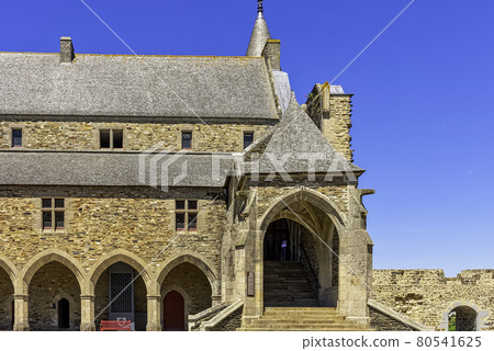 Medieval castle in the town of Vitre, France Medieval castle in the town of Vitre, France 80541625