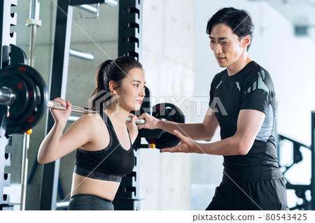 Fitness sports gym muscle training training exercise Fitness sports gym muscle training training exercise 80543425