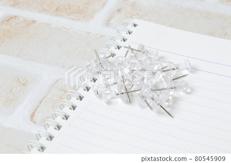 Pushpins, pushpins, needles, stabs, stationery, stationery, offices, notebooks, paper, paper Pushpins, pushpins, needles, stabs, stationery, stationery, offices, notebooks, paper, paper 80545909