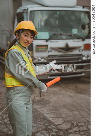 Traffic induction guards 80548004