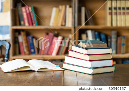 閱讀,書架,學習圖片 閱讀,書架,學習圖片 80549167