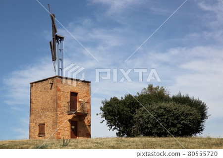 Old telegraph of Chappe in Marcy sur Anse, Beaujolais, France Old telegraph of Chappe in Marcy sur Anse, Beaujolais, France 80555720