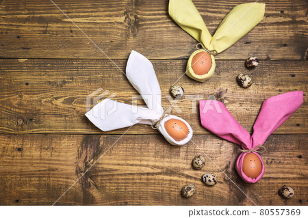 Easter holiday background 80557369