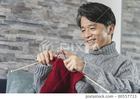 Image of middle-aged men knitting men knitting Image of middle-aged men knitting men knitting 80557713