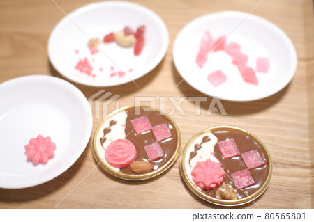 情人節手工巧克力曼迪安 80565801