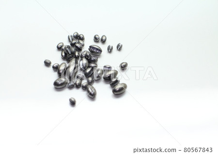 不同大小的瓦比西 不同大小的瓦比西 80567843