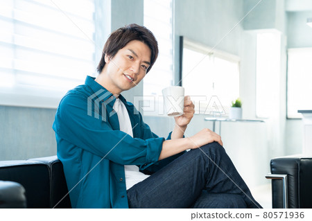 男性生活生活方式 80571936