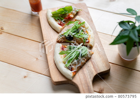 手工shirasu 比薩 追shirasu 背切比薩 80573795