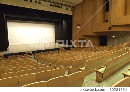 Unmanned stage, theater with spectators' seats 80581864