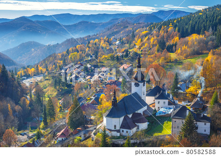 The Spania Dolina village with church and historic buildings in 80582588