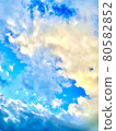 The blue sky of early summer 80582852