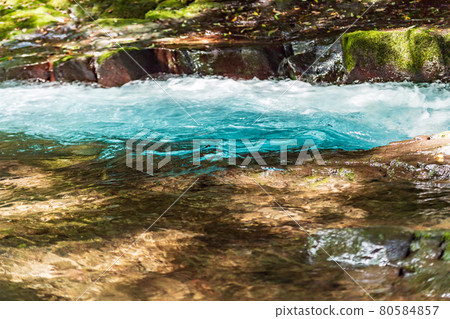 Beautiful scenery of Kikuchi Gorge in the early morning Beautiful scenery of Kikuchi Gorge in the early morning 80584857