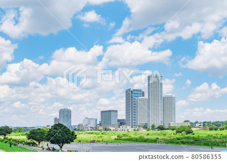 橫跨多摩川綠地的二子玉川摩天大樓 80586355