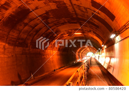 Tunnels and passages Tunnels and passages 80586420