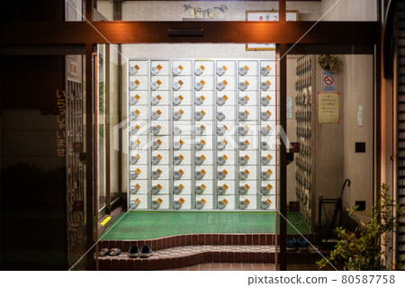 老式鞋盒 80587758