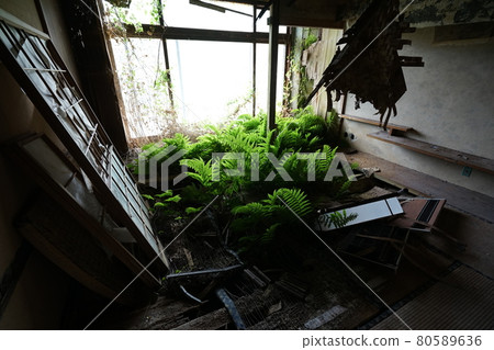 群馬縣利根區水上町遺址大宮廢棄酒店廢棄溫泉旅館 照片素材 圖片 圖庫