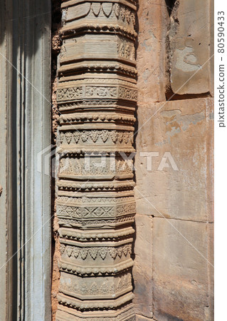 Inside Angkor Wat, beautiful sculptural pillars / Cambodian landscape 80590433