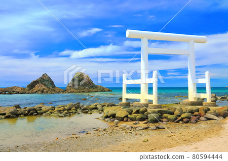 [福岡縣] 晴天的櫻井二見浦 Meotoiwa 80594444