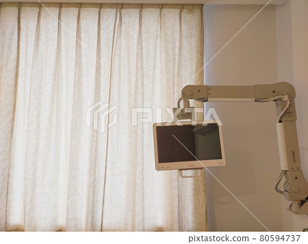 Hospital admission TV Hospital admission TV 80594737