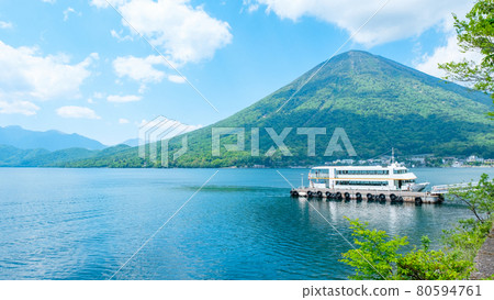 Scenery of Lake Chuzenji 80594761