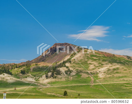 Sunny view of The Brian Head Mountain peak Sunny view of The Brian Head Mountain peak 80596632