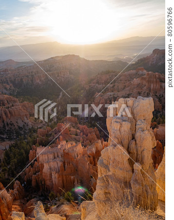Beautiful sunrise of the Inspiration Point of Bryce Canyon National Park Beautiful sunrise of the Inspiration Point of Bryce Canyon National Park 80596766