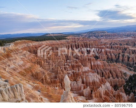 Beautiful sunrise of the Inspiration Point of Bryce Canyon National Park Beautiful sunrise of the Inspiration Point of Bryce Canyon National Park 80596795