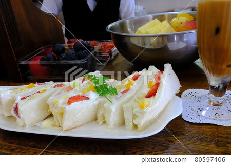 Fruit sandwiches from a fruit shop 80597406