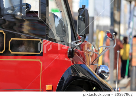 路線巴士側面鏡像 80597962