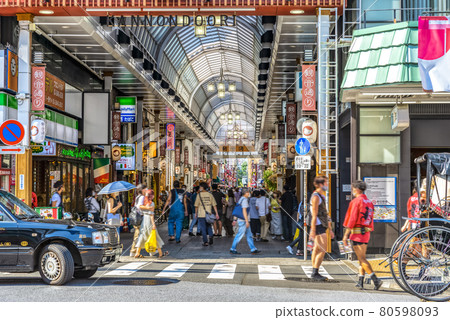 Cityscape of Tokyo Asakusa / Kannon Street 80598093