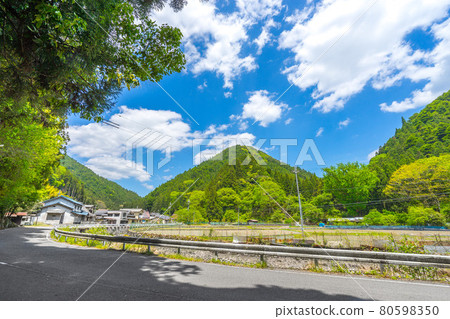 Countryside scenery along the Yumesaki River (Yumesaki Town, Himeji City, Hyogo Prefecture) * Shooting position in the comment section of the work Countryside scenery along the Yumesaki River (Yumesaki Town, Himeji City, Hyogo Prefecture) * Shooting position in the comment section of the work 80598350