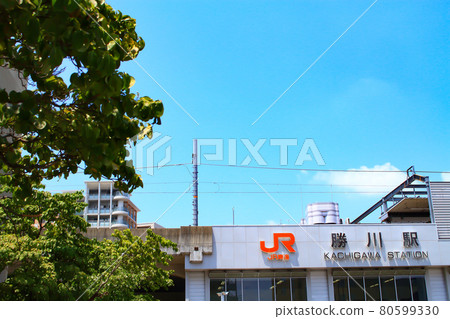 Scenery of Kachigawa Station on the JR Chuo Main Line 80599330