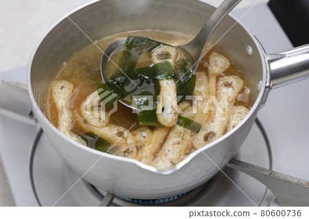 如何製作味噌湯/讓我們用勺子做味噌湯 如何製作味噌湯/讓我們用勺子做味噌湯 80600736