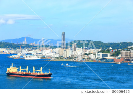 [Yamaguchi Prefecture] Shimonoseki city area under fine weather 80606435